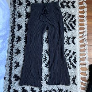 Stretchy knit capri flare pants